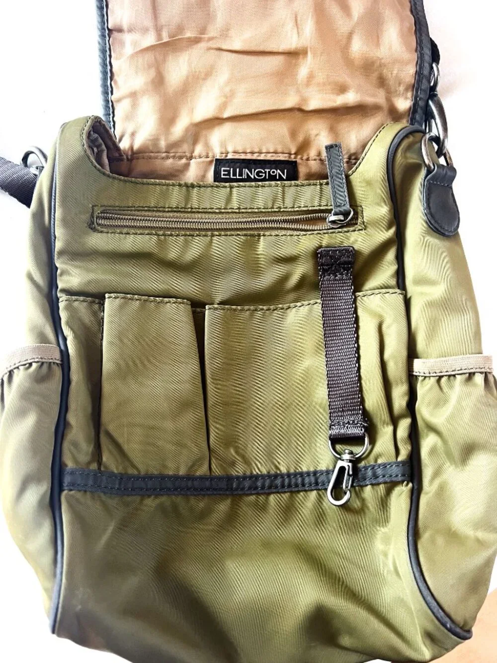 ELLINGTON Annie‎ Quilted Travel Backpack Convertible Tote